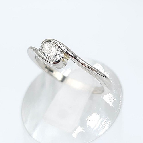Platinum 0.40ct VS2 Natural Oval Diamond Crossover Solitaire Ladies Ring Size N - Picture 5 of 11