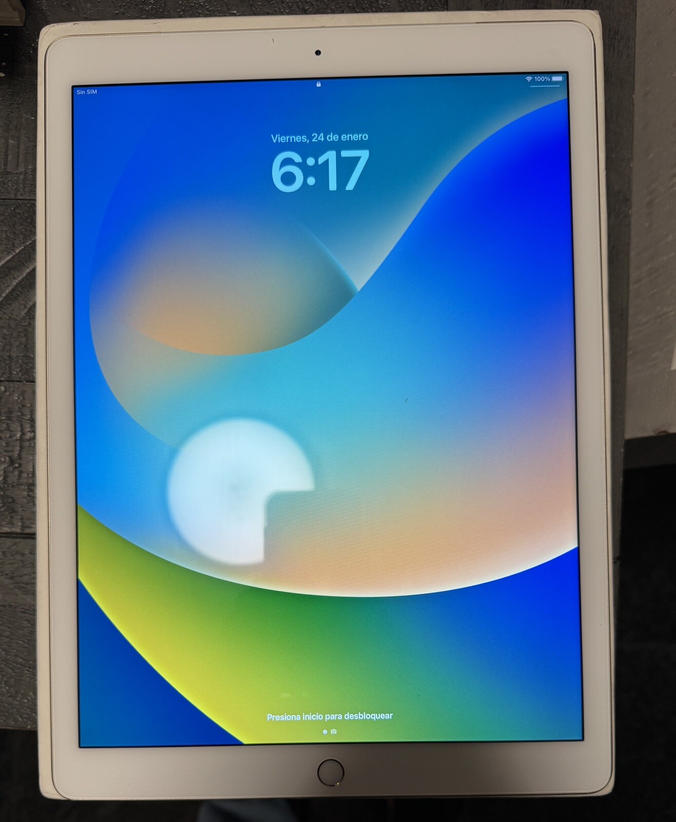 2nd Gen iPad Pro 12.9 Wifi + Cellular Unlocked for T-Mobile TIK-image