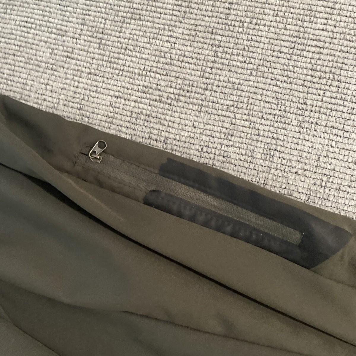 New Balance Men’s Small Track Pants Olive Green RN#130893 Lightweight