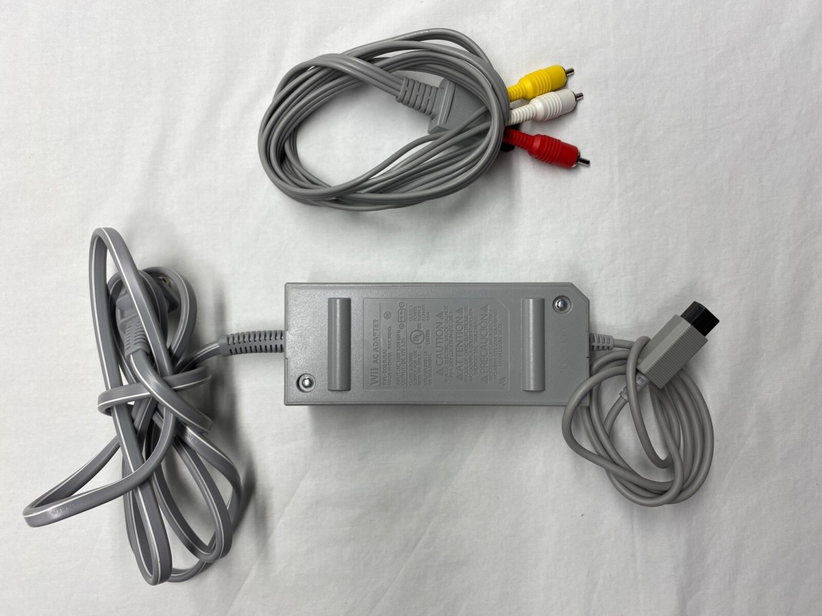 Nintendo Wii Mini Console Bundle - Original Box With Mario Kart