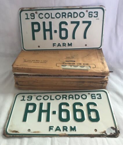 25 plaques d'immatriculation neuves 1963 Colorado ensembles assortis assiette vintage choisissez une paire de barres - Photo 1/4