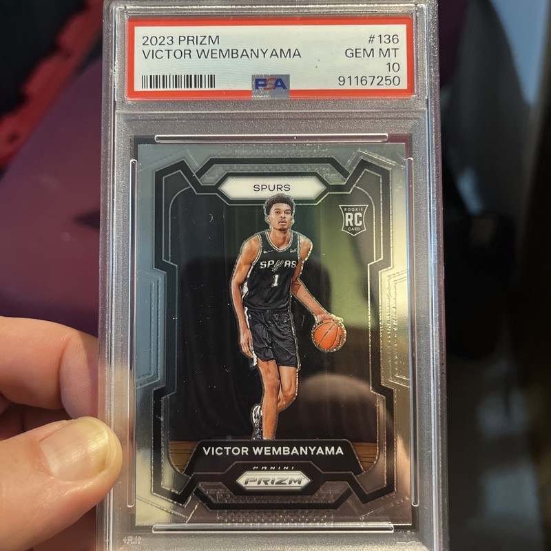 2023–24 Panini Prizm Victor Wembanyama #136 PSA 10