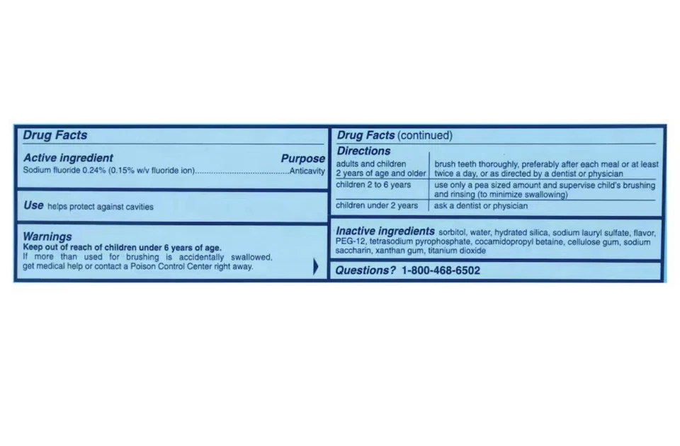 Pasta de dientes blanqueadora avanzada Ultra Brite Foto 4 de 4