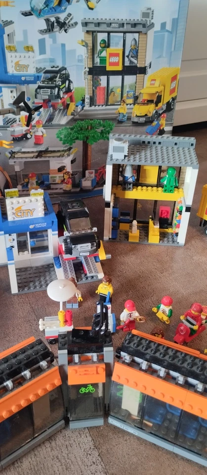 LEGO 60097 City Square, photo 4 sur 5