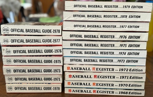 18 Official Baseball Register & Guides * 1968 - 1979 * 11 Registers + 7 Guides - 第 1/2 張圖片