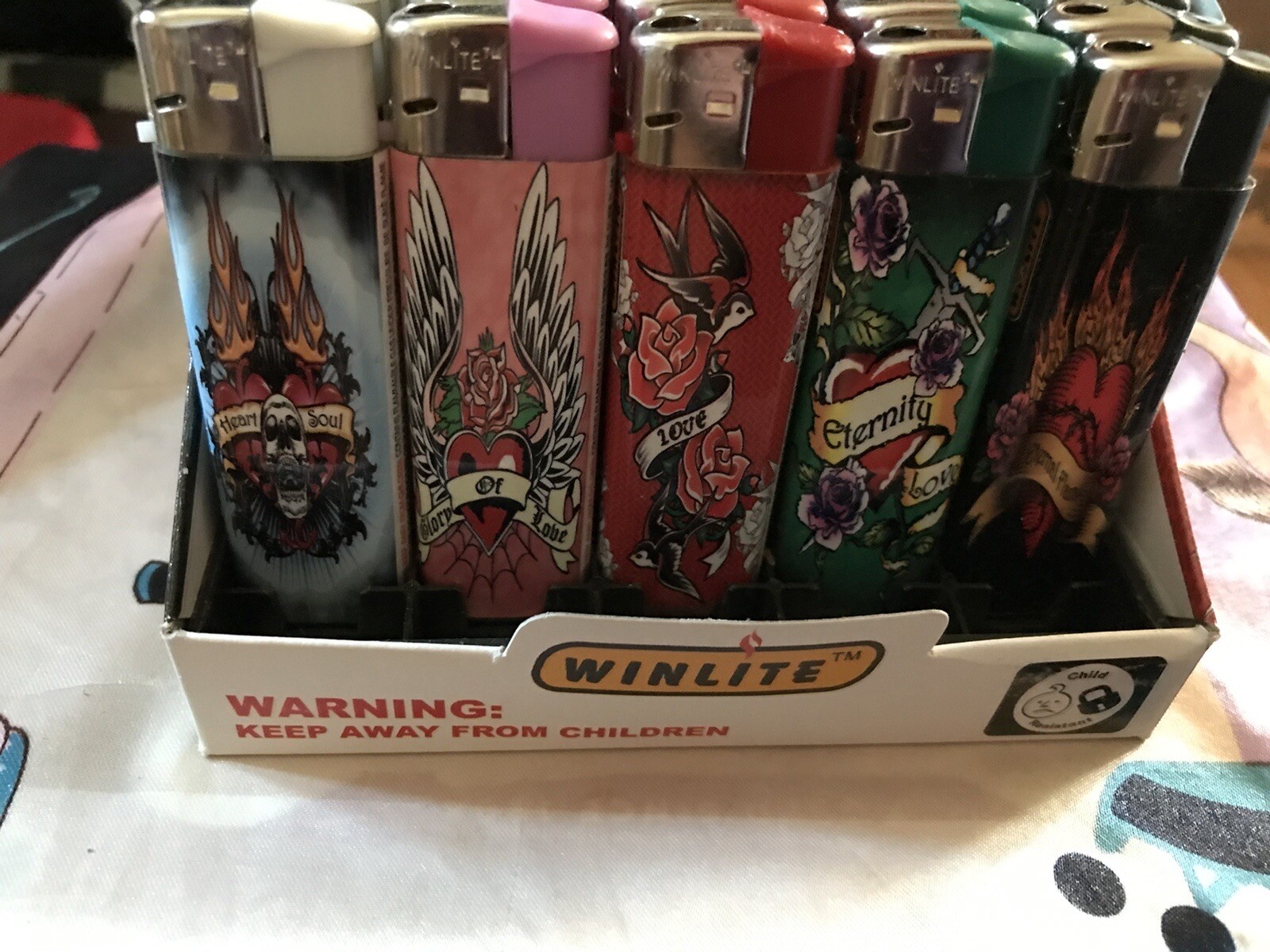 LOT OF 5 LIGHTER BUTANE W/TATOO ARTWORK SIDE'S/FREE GIFT WITH ORDER