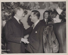 HOLLYWOOD RECEPTION PARTY JACK WARNER SPAIN PAINTER SALVADOR DALI ORIG Photo 665