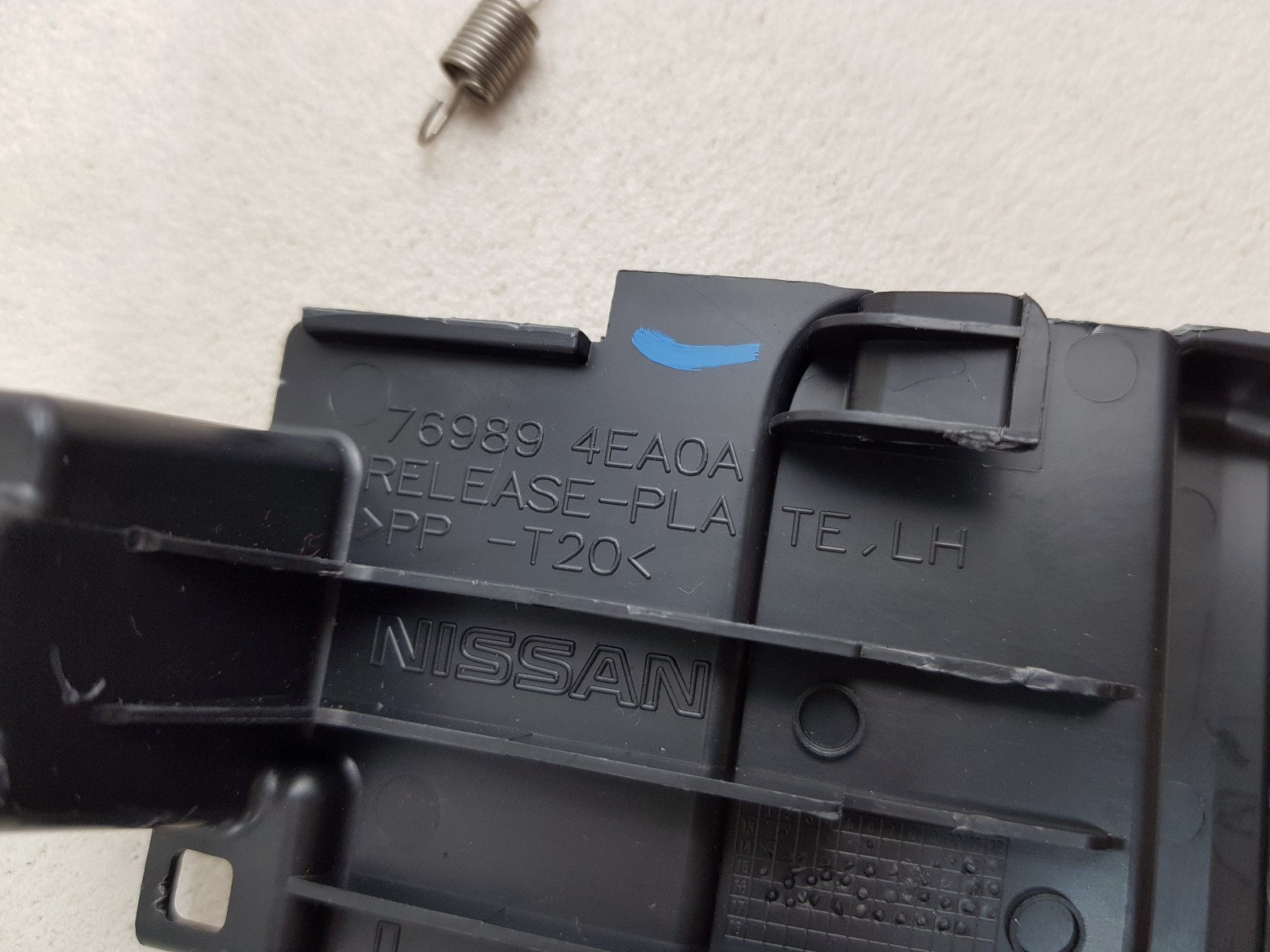 Nissan QASHQAI J11 Mk2 13-18 5dr Front Left Seat Belt Release 