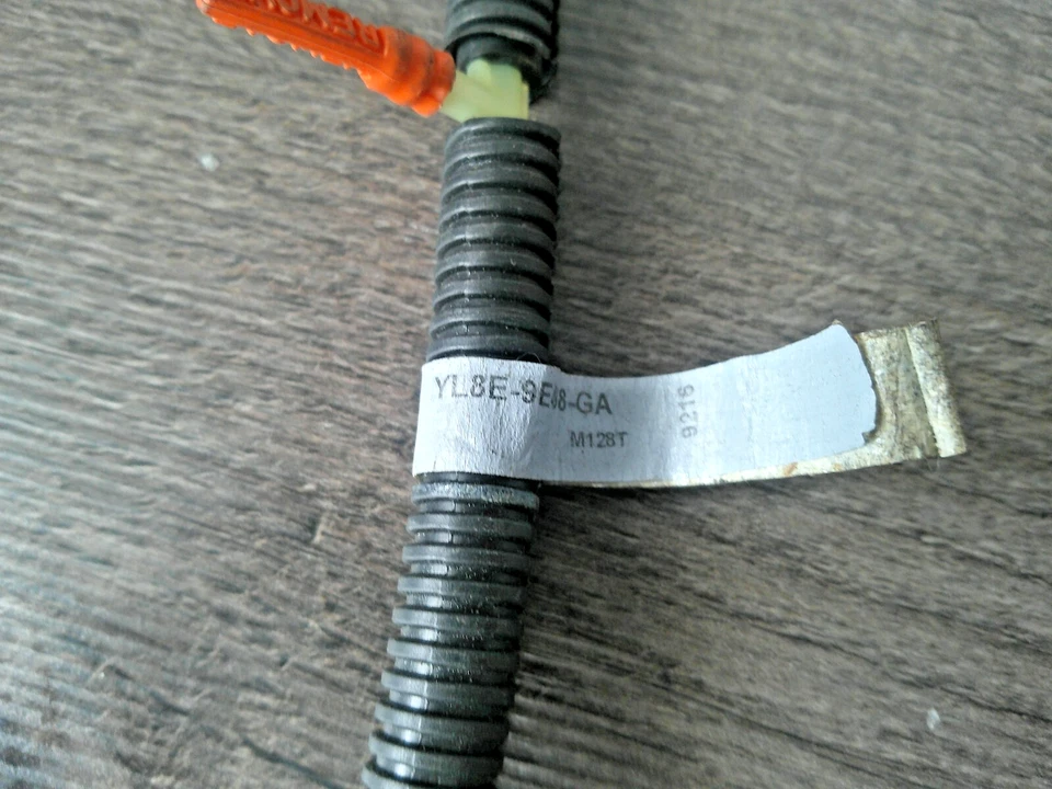 TUBO ASPIRAZIONE ORIGINALE FORD MAVERICK NUOVO - Immagine 4 di 4