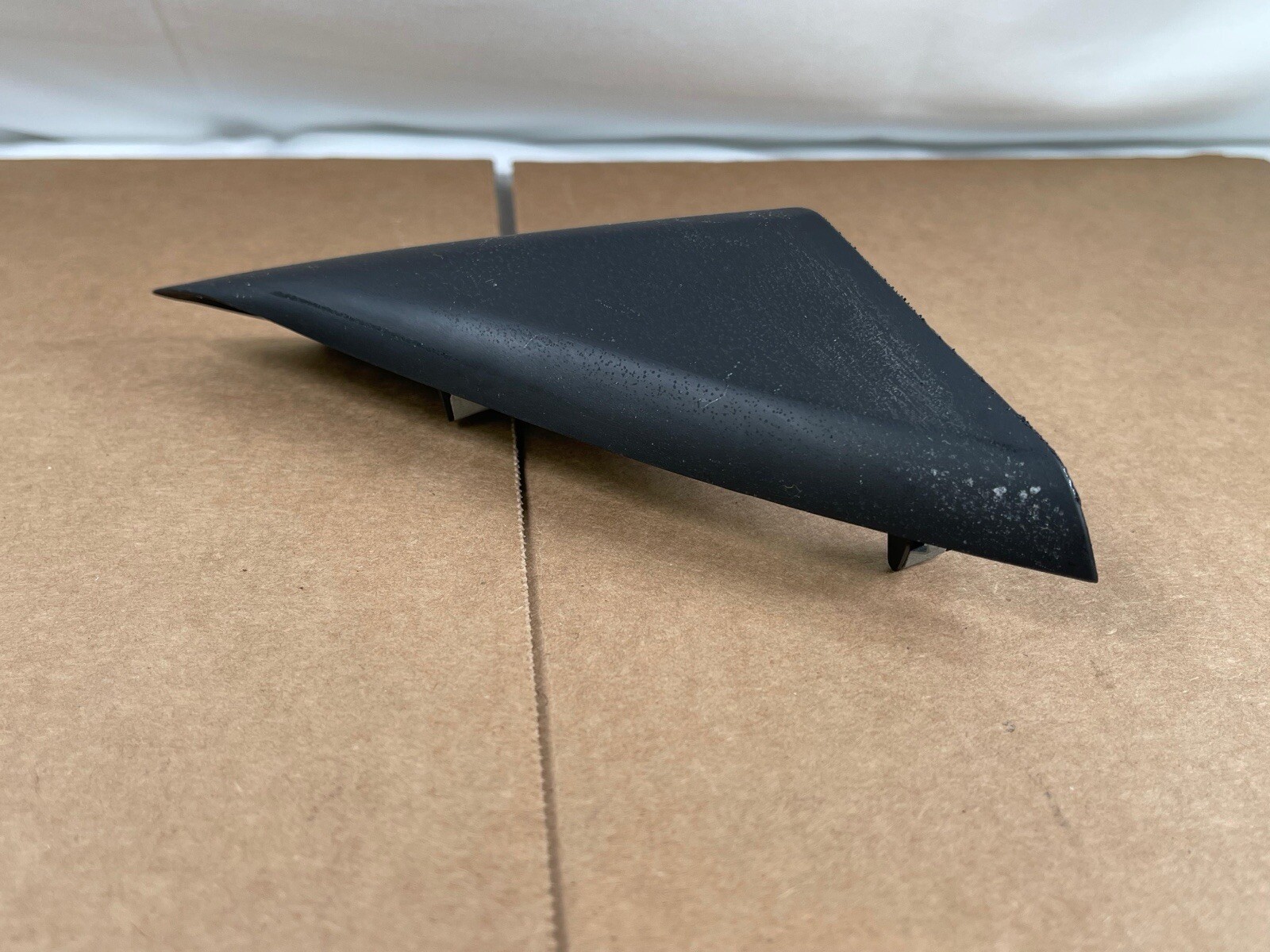 Maserati Quattroporte M139 Front Right RH Door Corner Cover Trim 19527 OEM 03-13