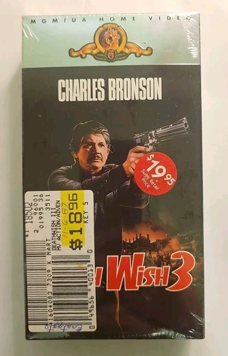 Death Wish 3 VHS SEALED MGM UA Charles Bronson R VTG  - Picture 1 of 8