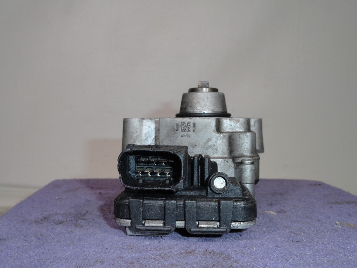 OEM 08-14 BMW X5 Transfer Case Control Module Motor Actuator OEM 08-14 BMW X5 Transfer Case Control Module Motor Actuator