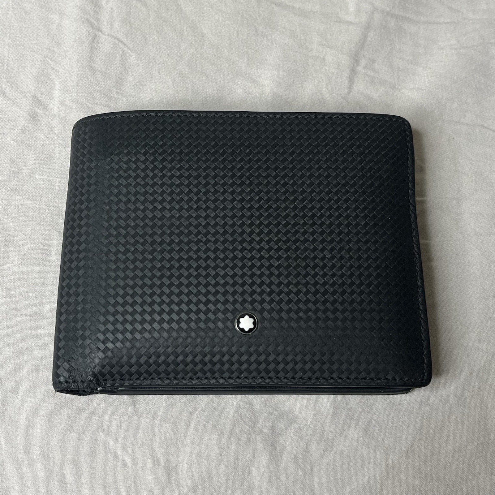 MontblancMen'sBlackLeatherBifoldWalletPreOwnedGreatOverallCondition♟️