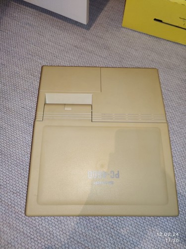 Sharp PC 4600 - Bild 2 von 3