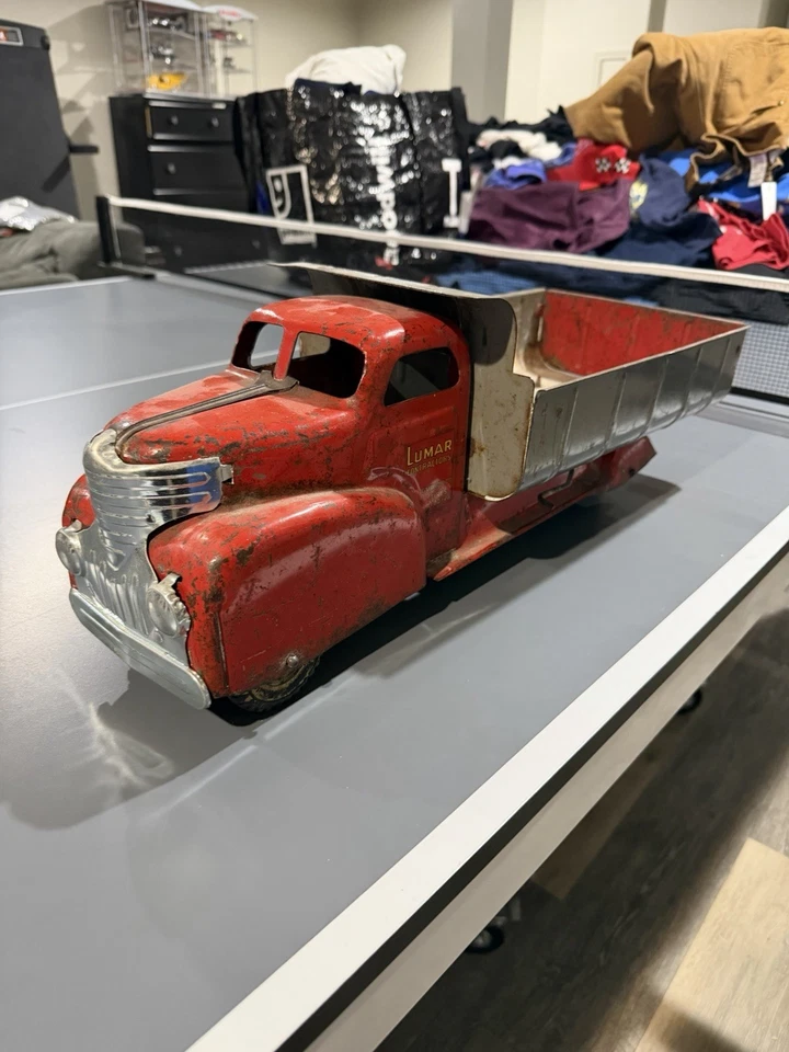 Camión de volteo de grava vintage años 40-50 hecho en EE. UU. Marx Lumar Contractors ¡¡Como nuevo!!! Foto 2 de 4