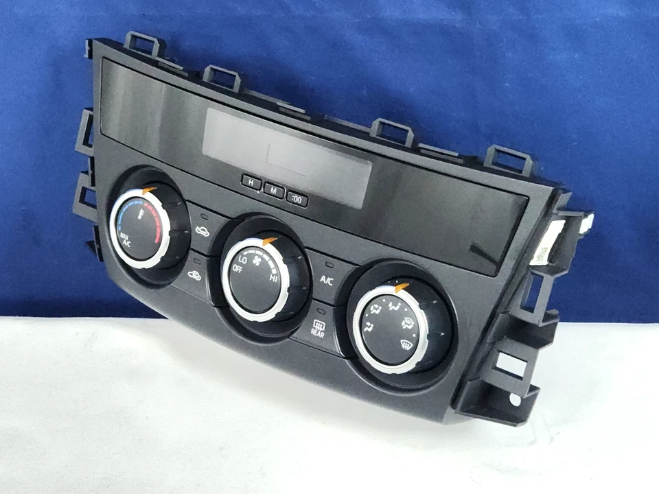 2014 2015 Mazda 6  A/C Heat Climate Temp Control Module - Image 2 of 4