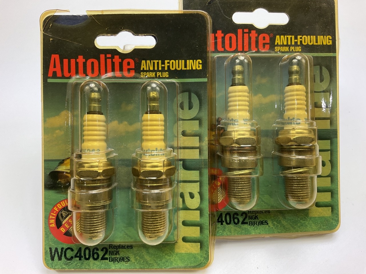 4 Autolite WC4062 Marine Spark Plugs - Replaces NGK BR9ES, 5722