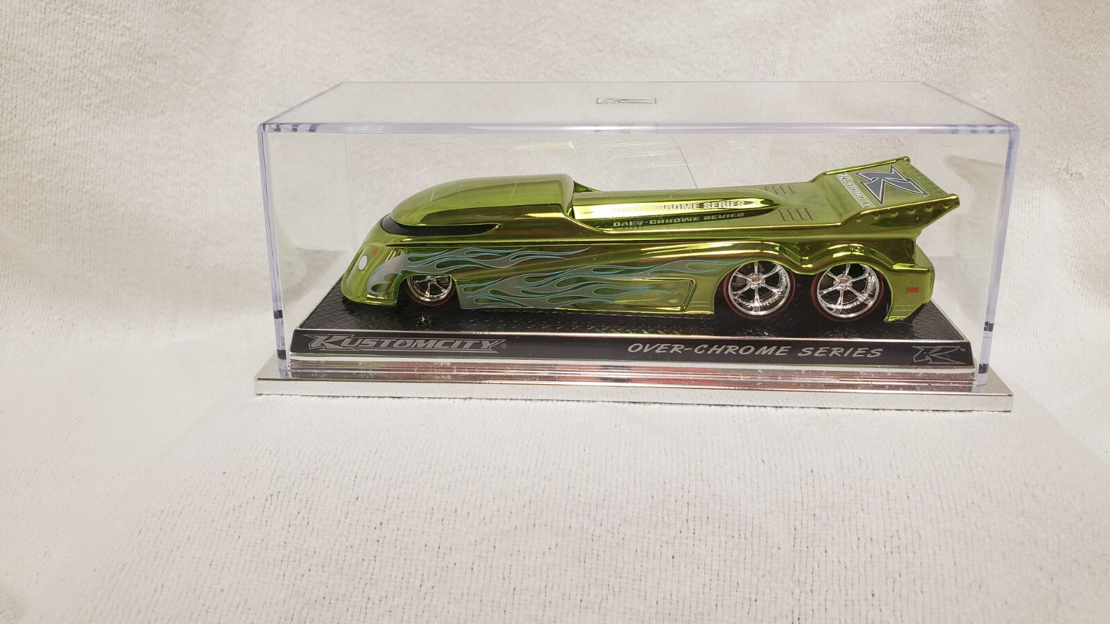 RARE Kustomcity Dave Chang Design Drag Bus OVER-CHROME SERIES  "LIMEY"  068/984