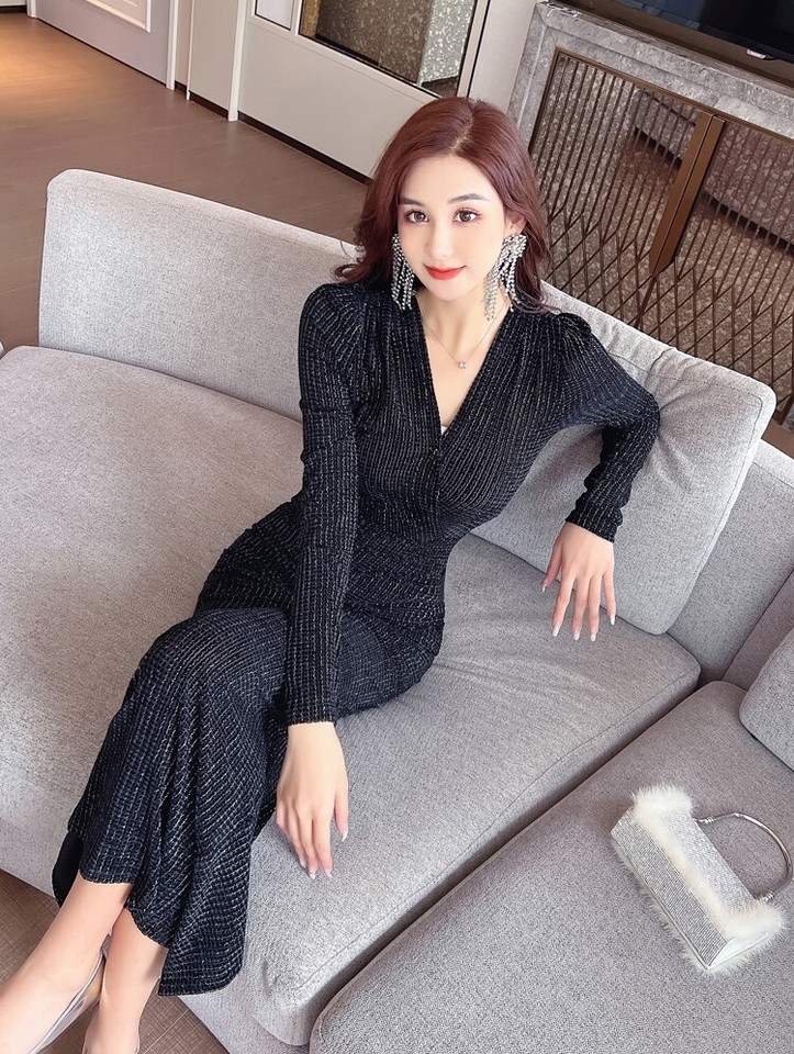 Elegant Black Velvet Cocktail Dress Long Sleeve V-Neck Women's Evening ...