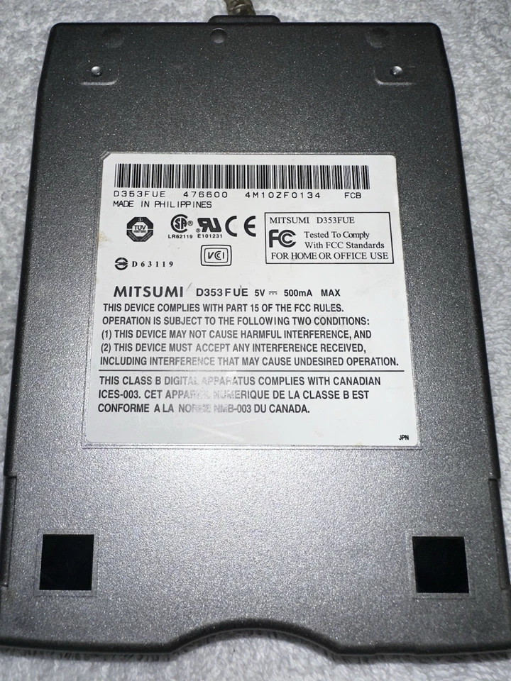 Smart Disk  Mitsumi D353FUE USB External Floppy Disk Drive FDUSB-TM2 - Image 2 of 2