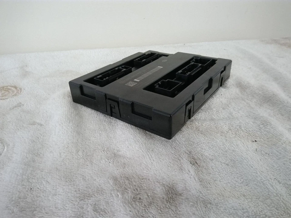 Chasis ECM Carrocería Control BCM Maletero Montado 8K0907064DF 2009-2012 Audi A4 Quattro Foto 3 de 3