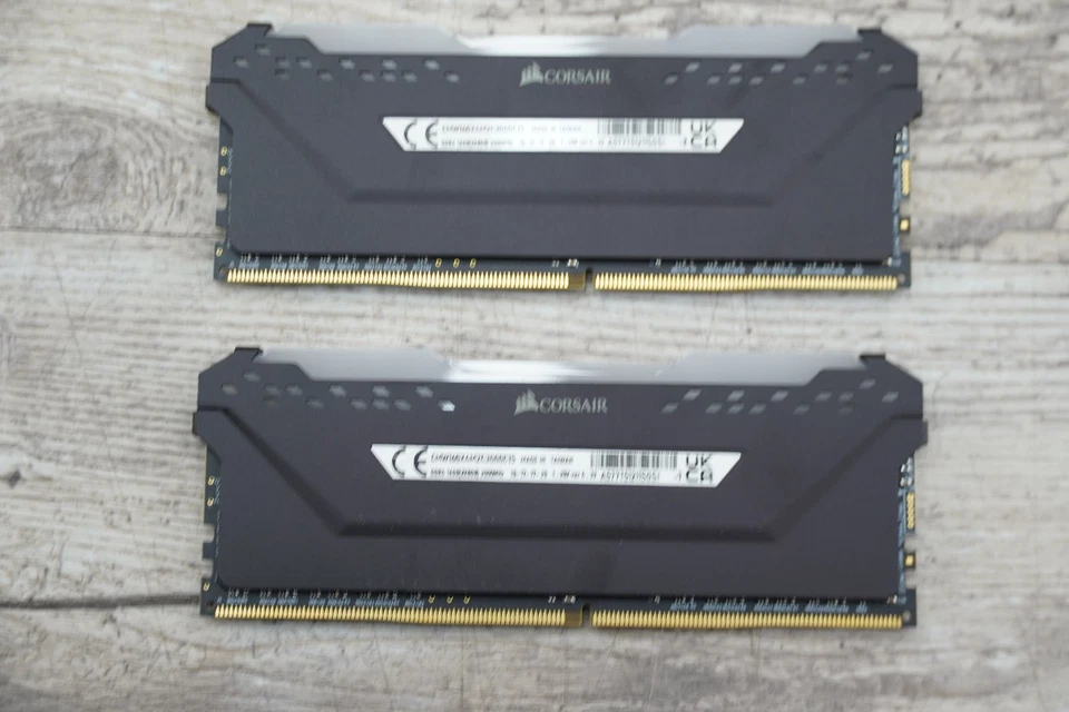 Corsair Vengeance RGB Pro 16GB (2 x 8GB) (DDR4-3000) Memory... - Image 2 of 4