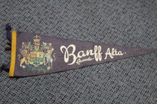 Vintage Banff Alta Canada blue/white tourist pennant S/S approx580x185mm