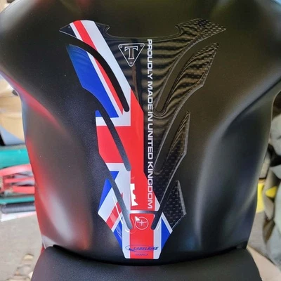 Autocollant 3D De Réservoir Compatible Avec Moteur TRIUMPH - Union Jack Carbone - Photo 1/3