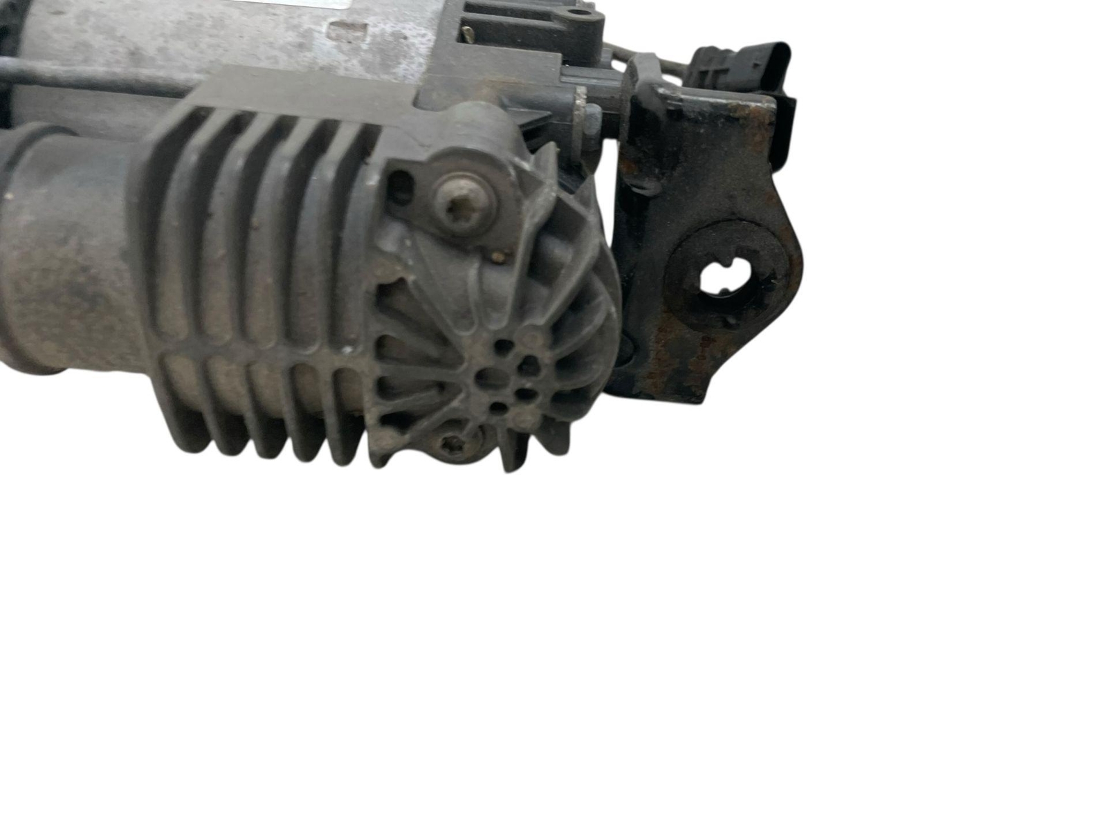 2017 - 2020 MASERATI LEVANTE OEM AIR SUSPENSION COMPRESSOR