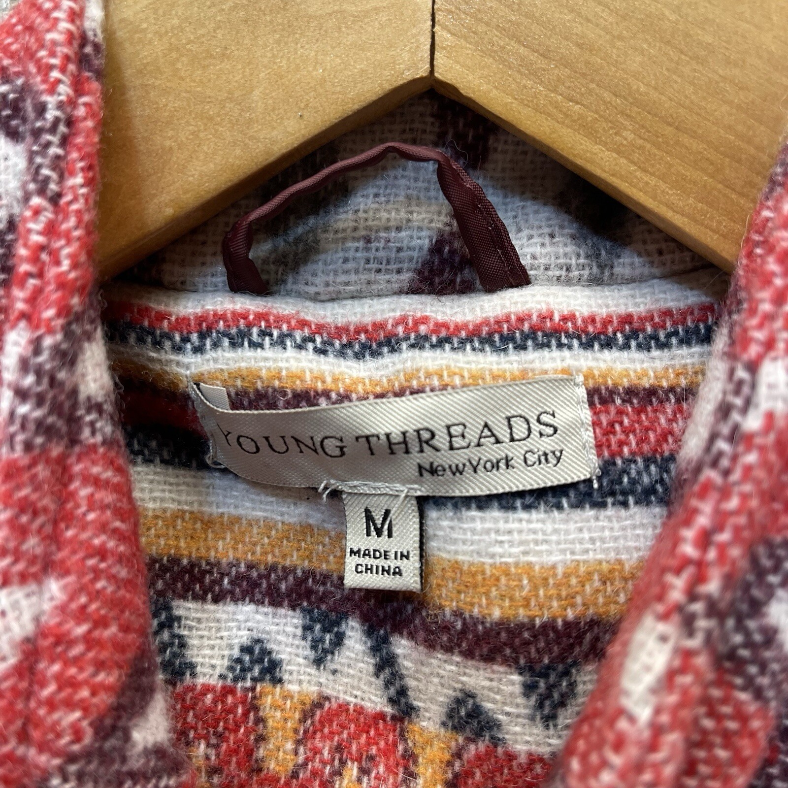 Young Threads Coat Womens Medium Southwest Aztec Tribal Pattern Full ...