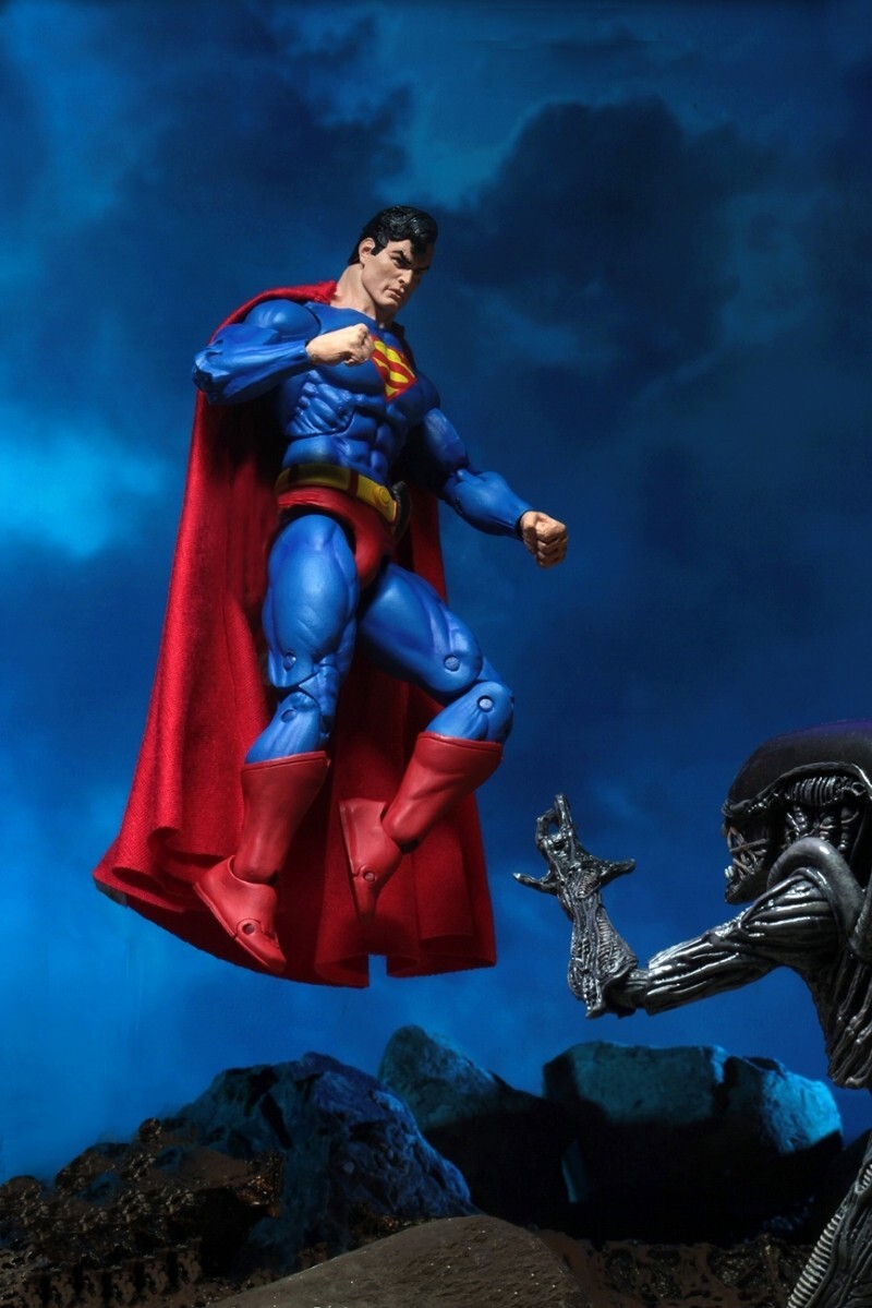 NECA 2019 ComicCon SDCC Exclusive Superman VS Aliens Action
