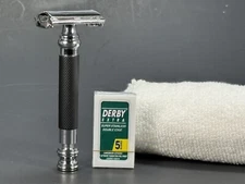 Double Edge Shaving Butterfly Twist to open Safety Razor with 5 Derby Blades