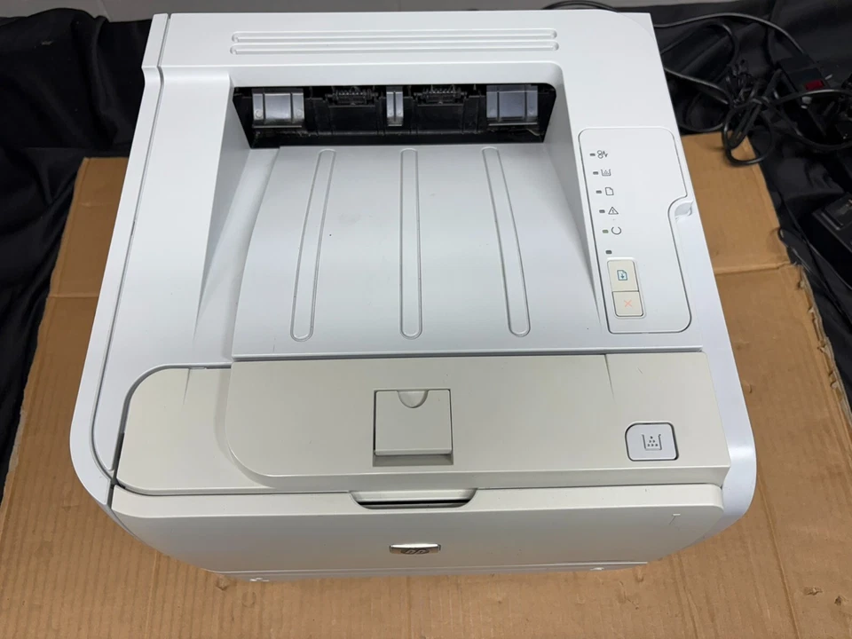 HP LaserJet P2035 Workgroup Laser Printer with Power Cord and Toner - Image 3 of 4