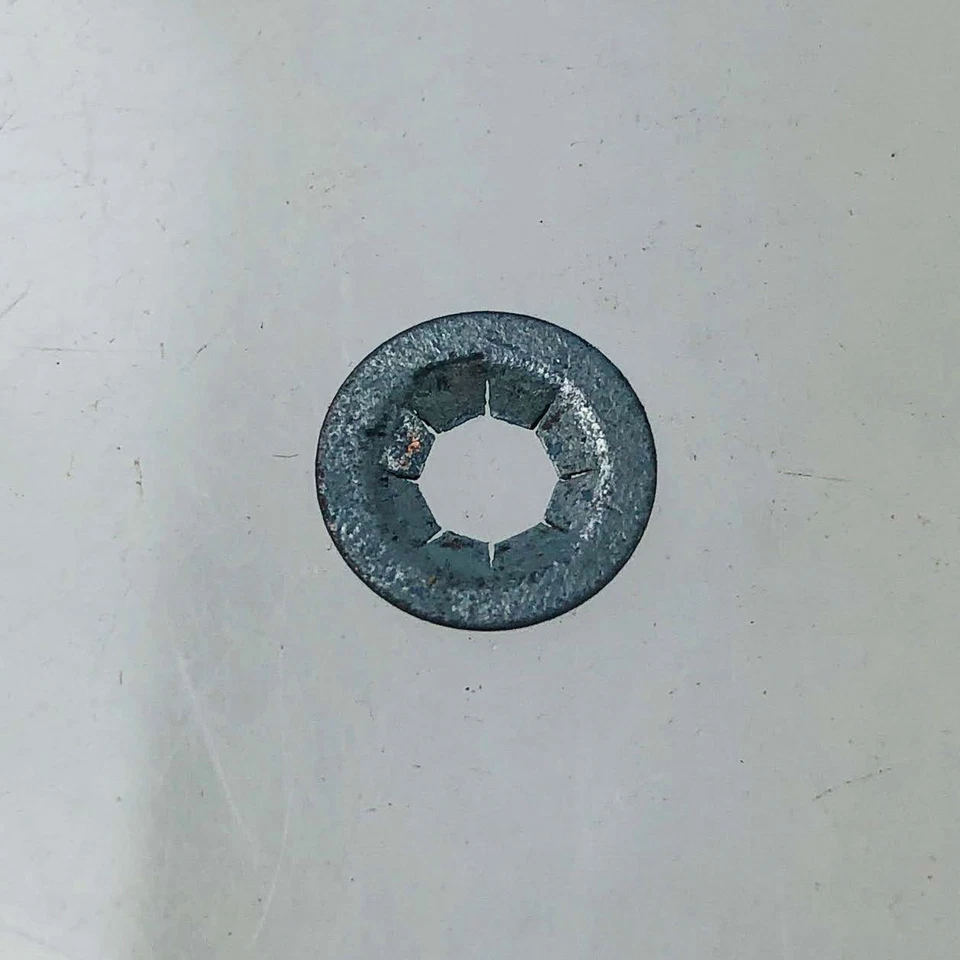 AMC Jeep 4001714 Nut for Intake Air Temp Sensor OEM NOS 1986 Cherokee XJ 1ct Foto 3 de 4