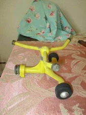 L. R. Nelson Manufacturing Vintage 3 Arm Rotating Poppy Lawn Sprinkler Waterer