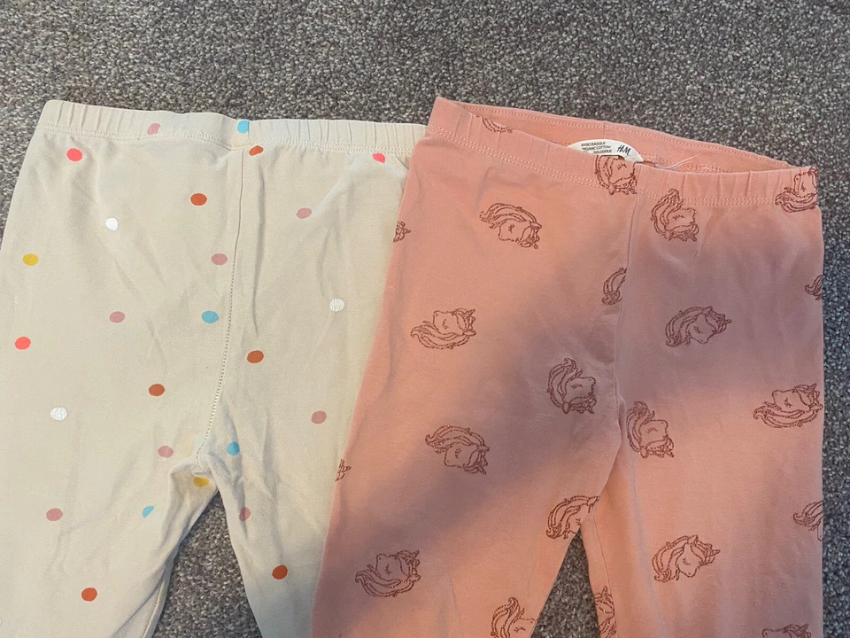 Conjunto de pantalones cafri H&M niños niñas  Foto 4 de 4