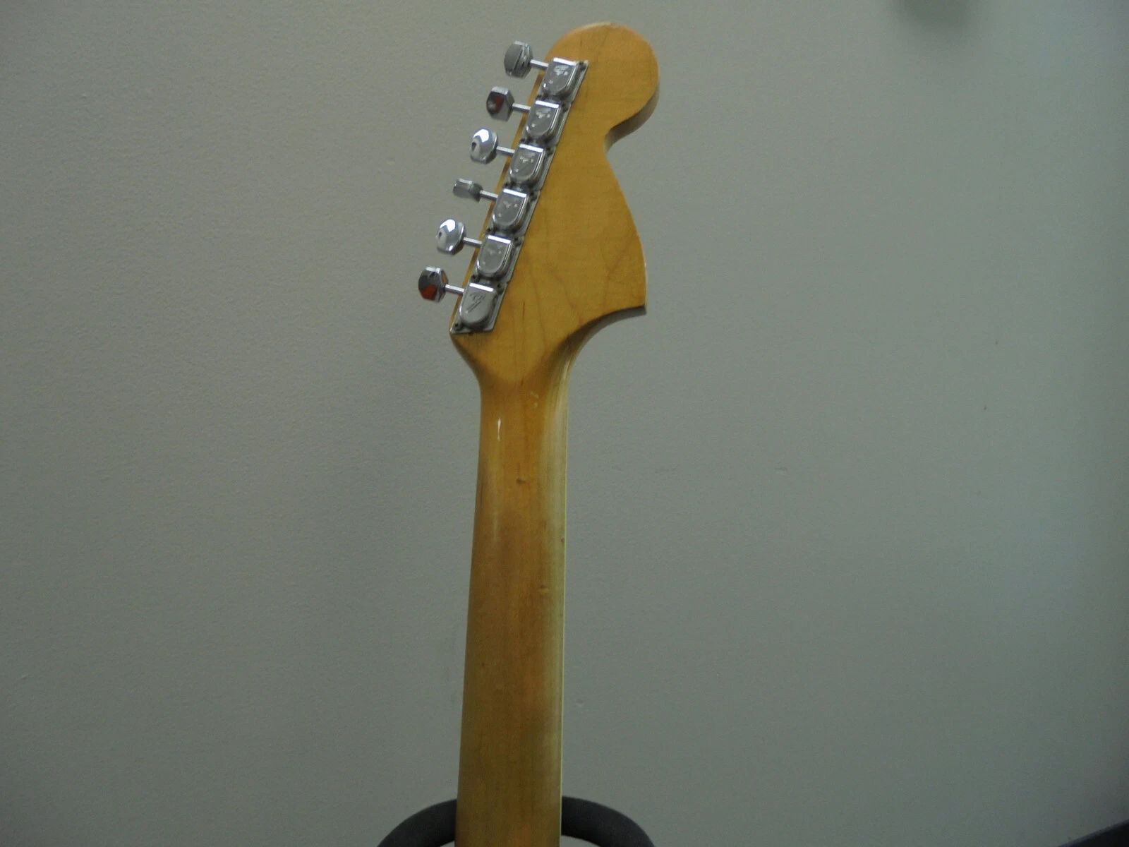 Picture 4 of 24