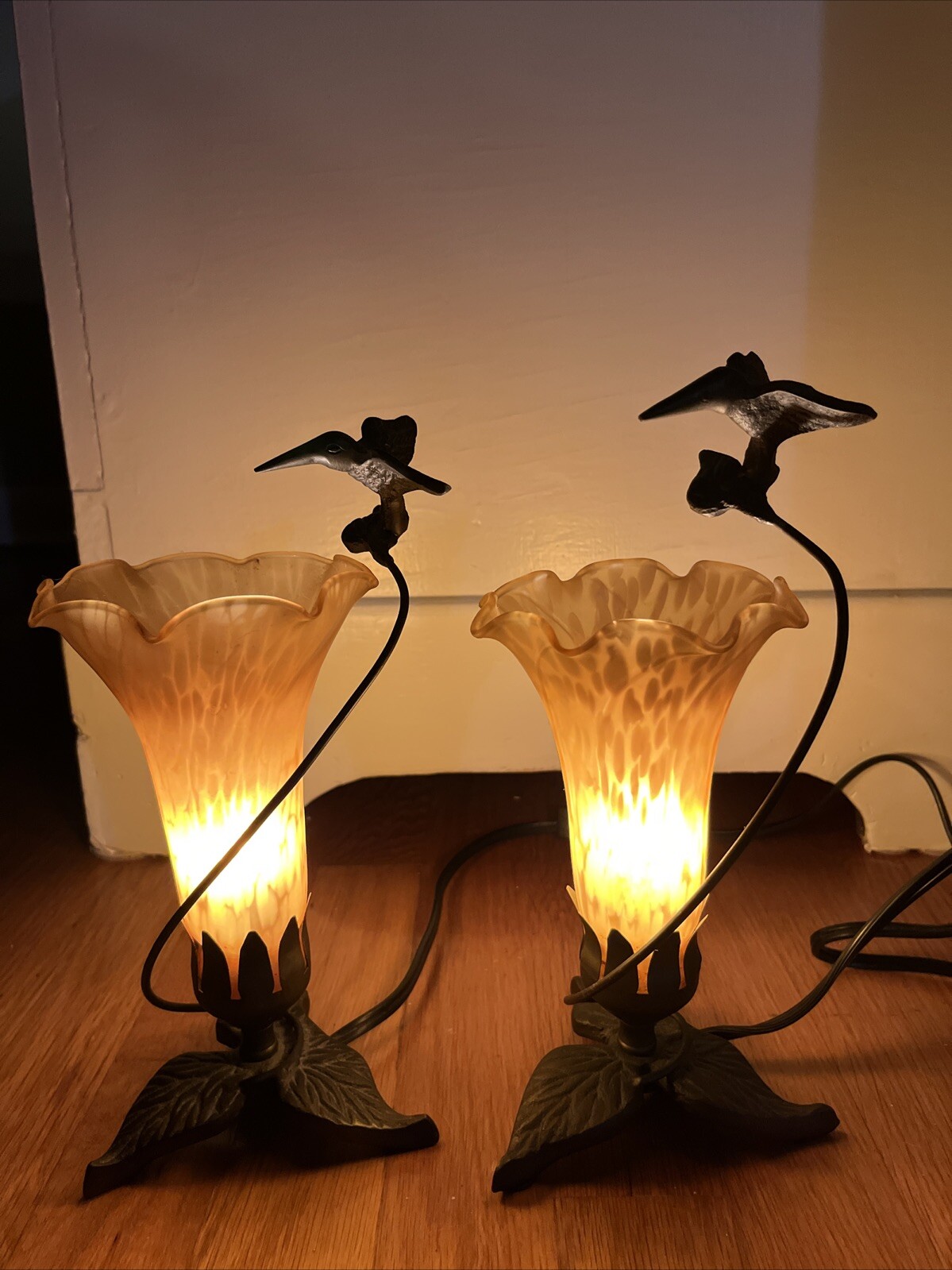Flying Hummingbird & Trumpet Flower Accent Table Lamp Brass Amber Glass Pair!