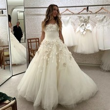 3D Flowers Wedding Dress Strapless A-line Sleeveless Chapel Train Bride Gowns