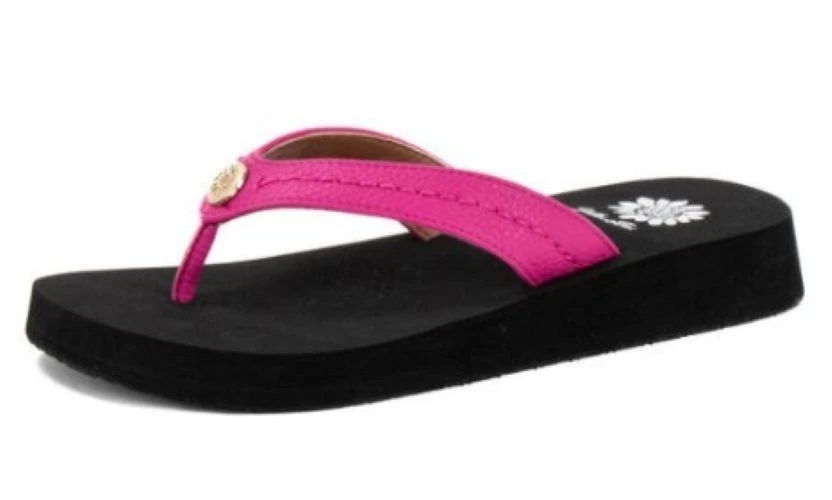 WOMEN'S YELLOW BOX FELIO FLIP FLOP-THIS DEAL IS A GREAT ONE!!! 2 COLOR OPTS!!
Opens in a new window