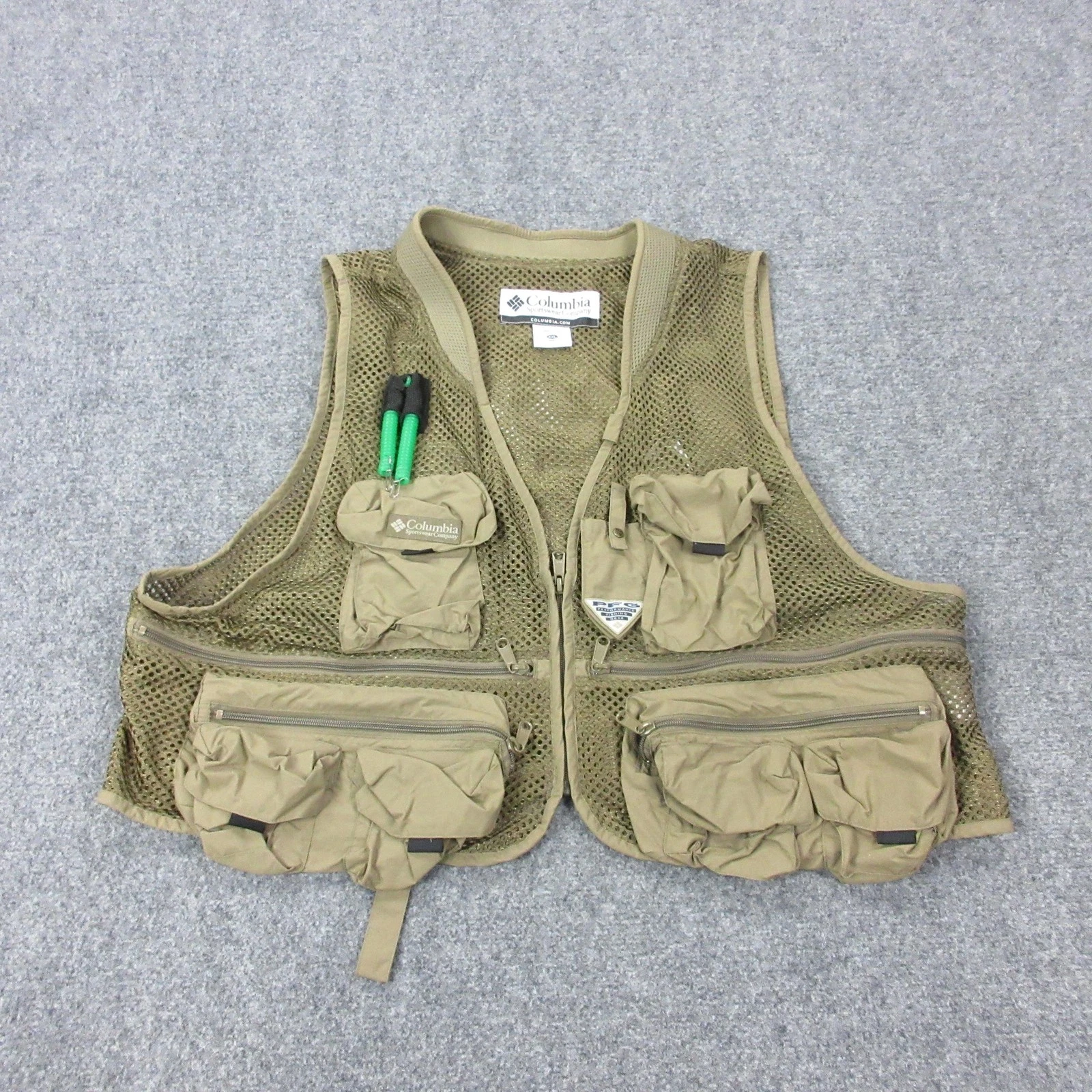 Columbia PFG Fishing Vest Mens 2XL Beige Mesh Multi Pocket Outdoor Gear
Opens in a new window or tab