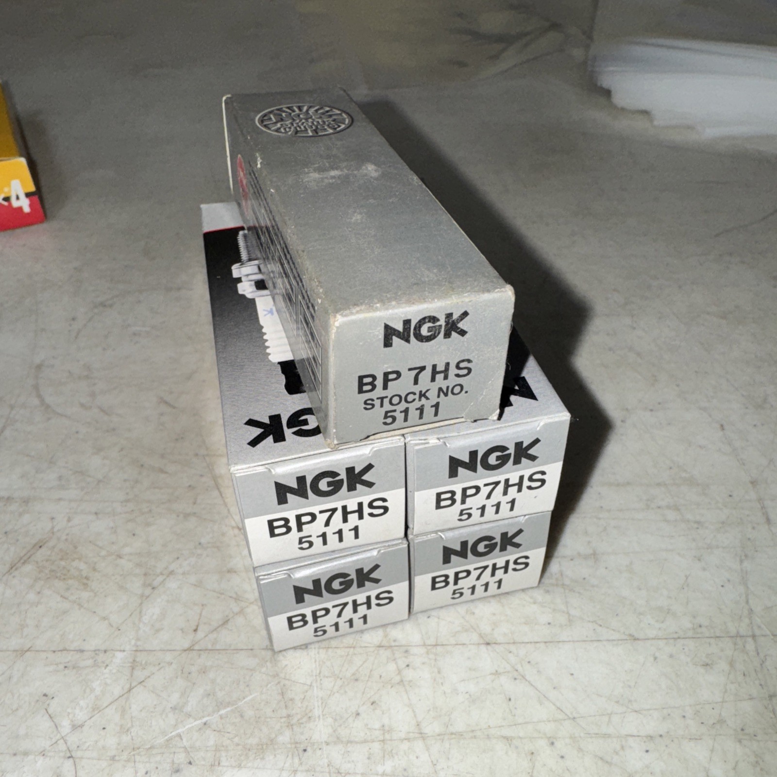 BP7HS Spark Plug NGK 5111 Pack Of 5