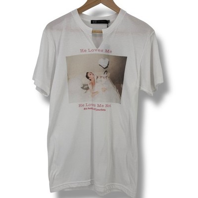 JEt John Eshaya Nick Farrell He Loves Me Not Graphic T Shirt Womens Sz Small 