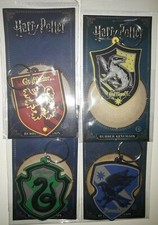 LLAVEROS HARRY POTTER HOUSE HUFFLEPUFF GRYFFINDOR RAVENCLAW GOMA PVC LLAVEROS