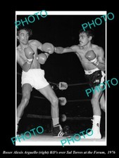 OLD POSTCARD SIZE PHOTO OF BOXER ALEXIS ARGUELLO v SAL TORRES c1976