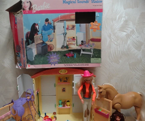 Vintage 2000 Mattel Barbie Magical Sounds Stable Playset +horse, clothes, Kelly+