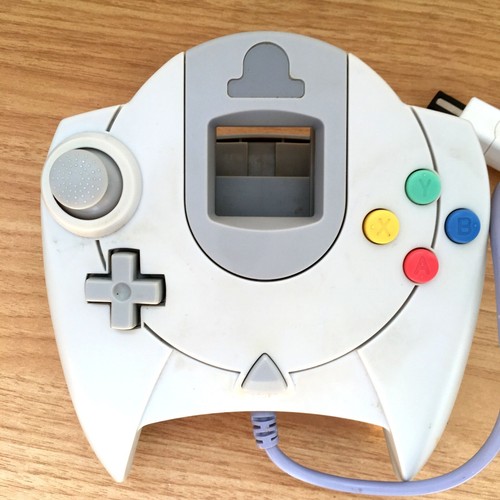 MANETTE OFFICIELLE SEGA DREAMCAST CONTROLLER PAL EURO HKT-7700 NON JAUNIE - N°1 - Picture 2 of 7