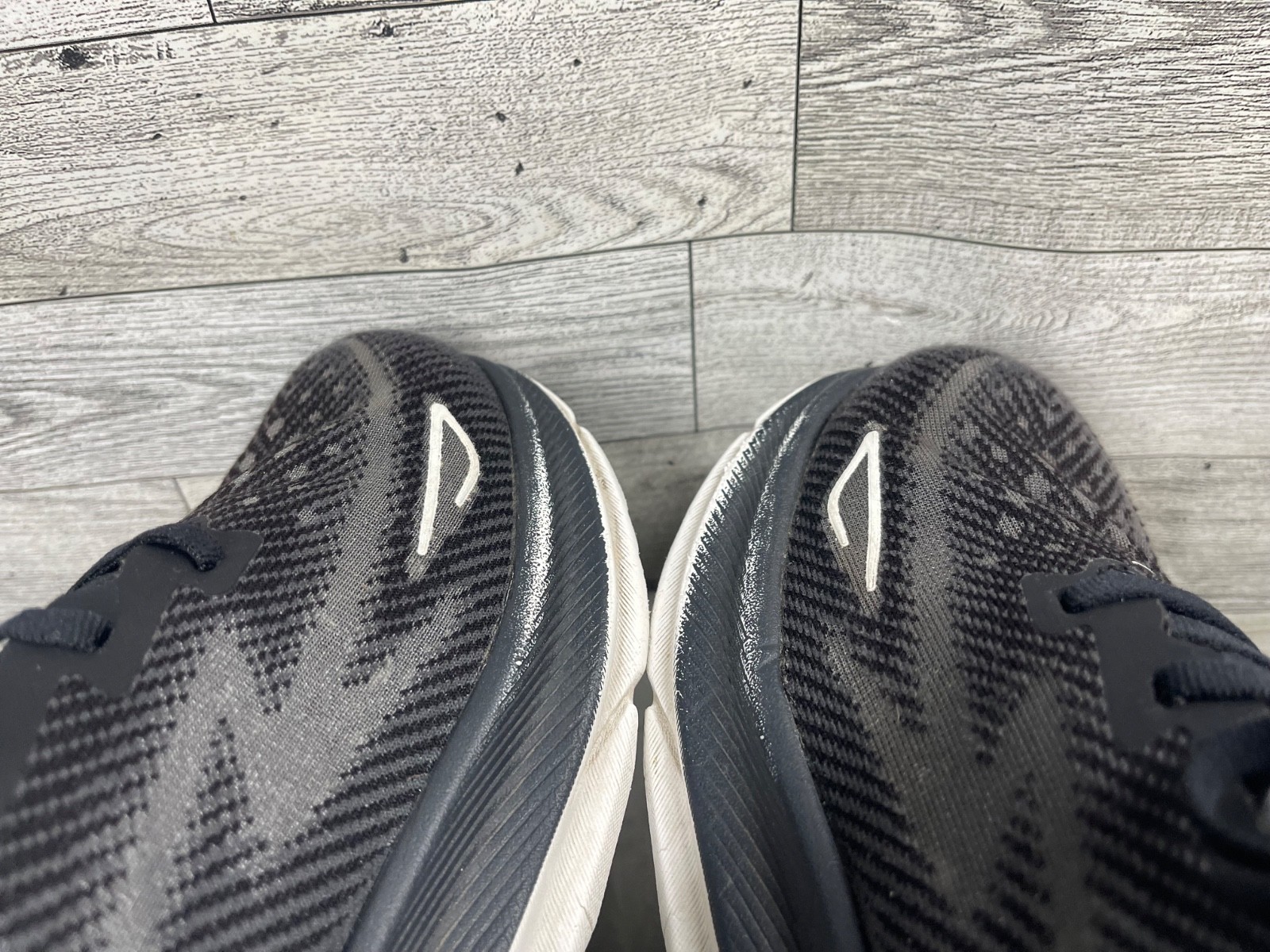 Hoka One One Clifton 10 Sneakers Women 9D Wide Running Shoes Black Trainers thumbnail 14