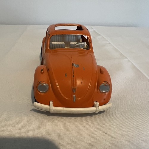 Vintage Hubley Volkswagen Beetle/Bug Metal/Plastic Toy Car - Picture 2 of 9
