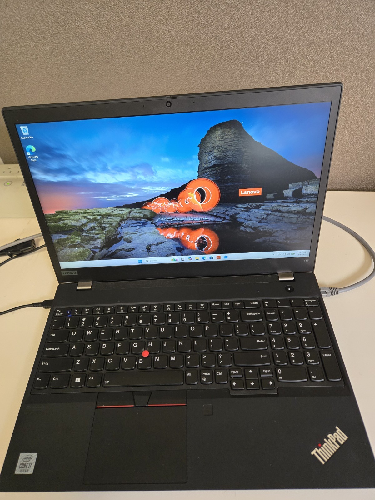 LenovoThinkPadT151stGen15.6"(1TBSSD,IntelCorei7-10510U1.8Ghz32GB)